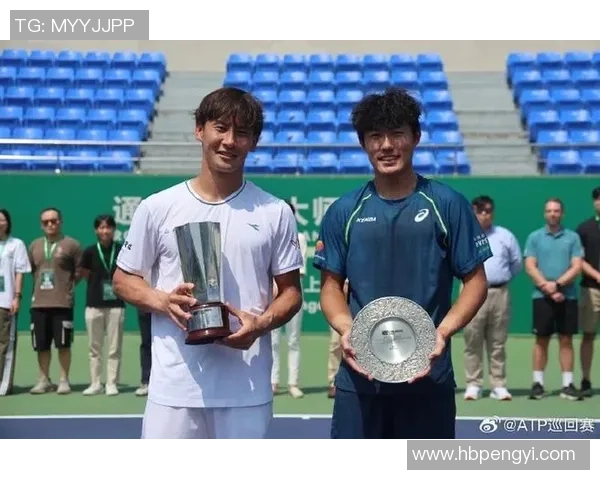 南京网球队的拼搏之路：城市联赛背后的奋斗故事与荣耀时刻